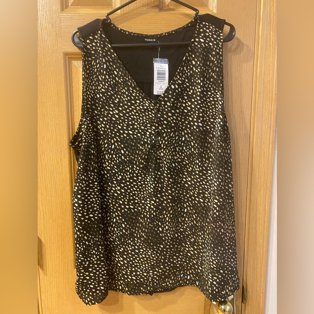 NWT Torrid 2X Georgette Knit Back Tank
